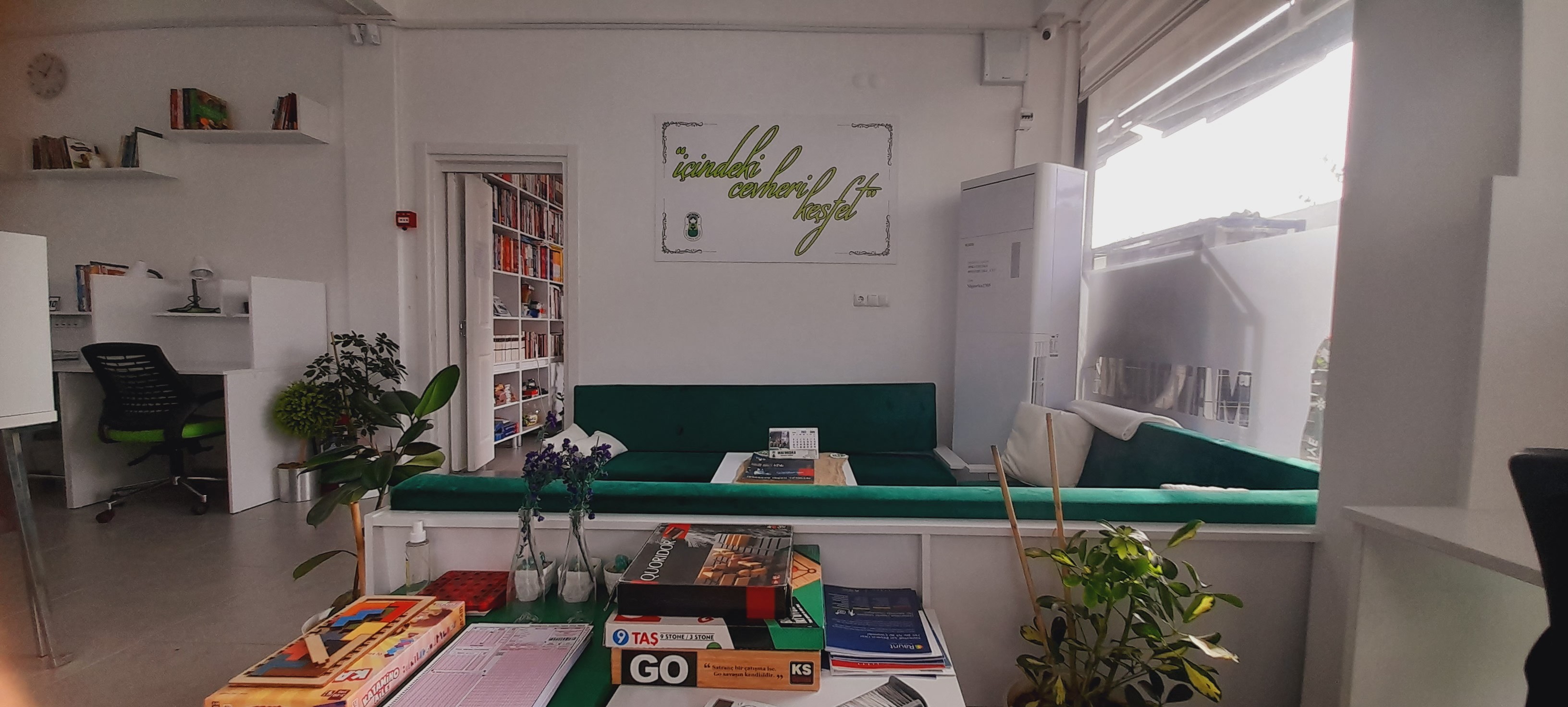 Matruşka Kitap Kafe